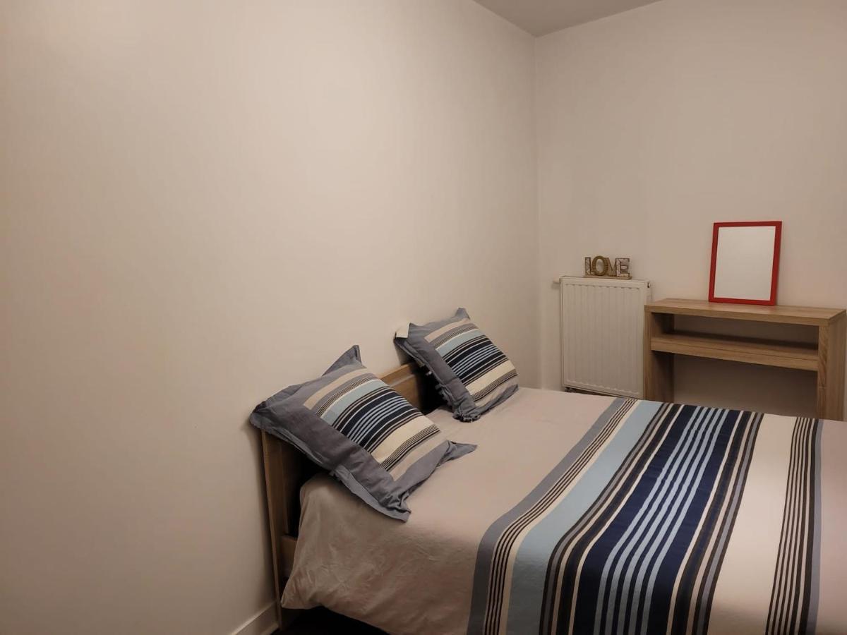 Boissy Gare Rer A Appartement 1 A 3 Chambres Au Choix Luaran gambar