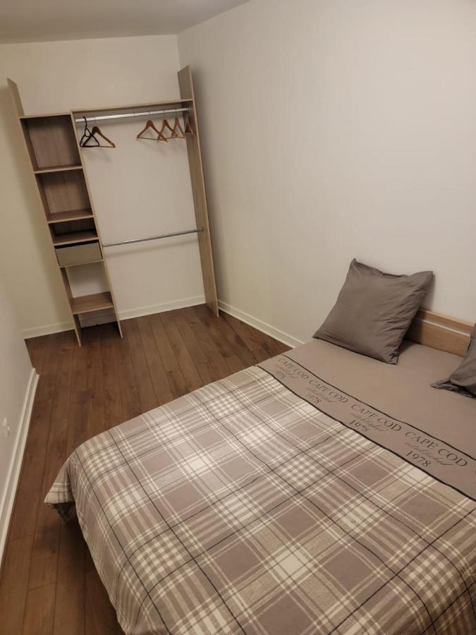 Boissy Gare Rer A Appartement 1 A 3 Chambres Au Choix Luaran gambar