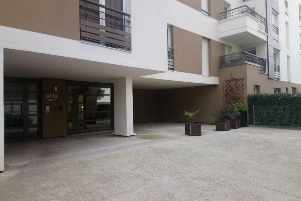 Boissy Gare Rer A Appartement 1 A 3 Chambres Au Choix Luaran gambar
